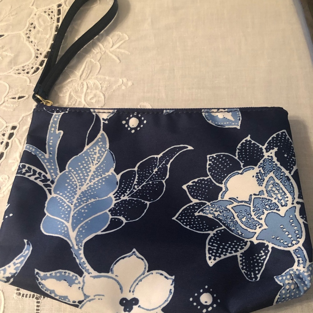 NWOT Blue Floral Satin Wristlet